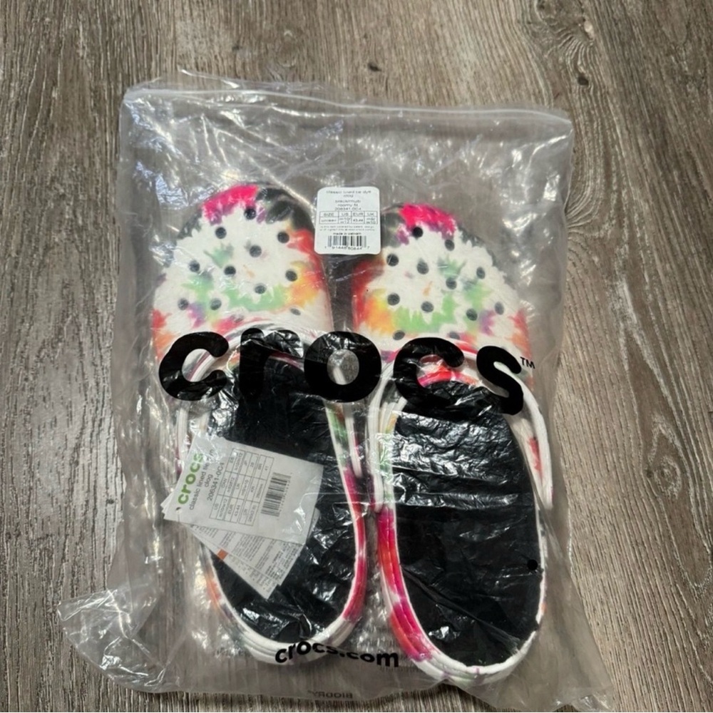 CROCS Classic Tie-Dye Clogs - M10/W12